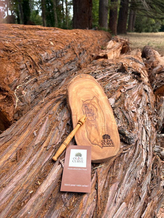 Planche en bois d’Olivier artisanale olive curve