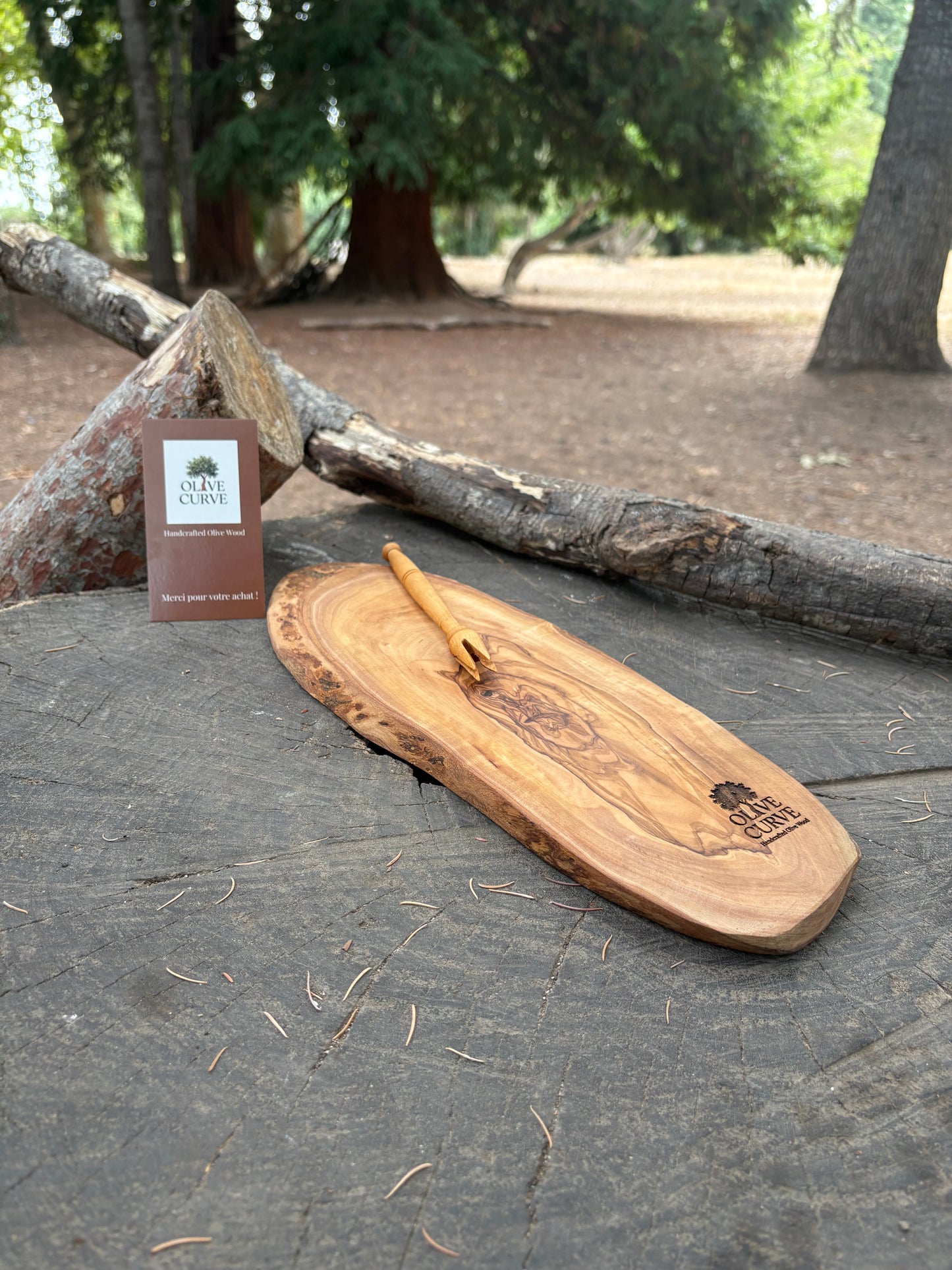 Planche en bois d’Olivier artisanale olive curve