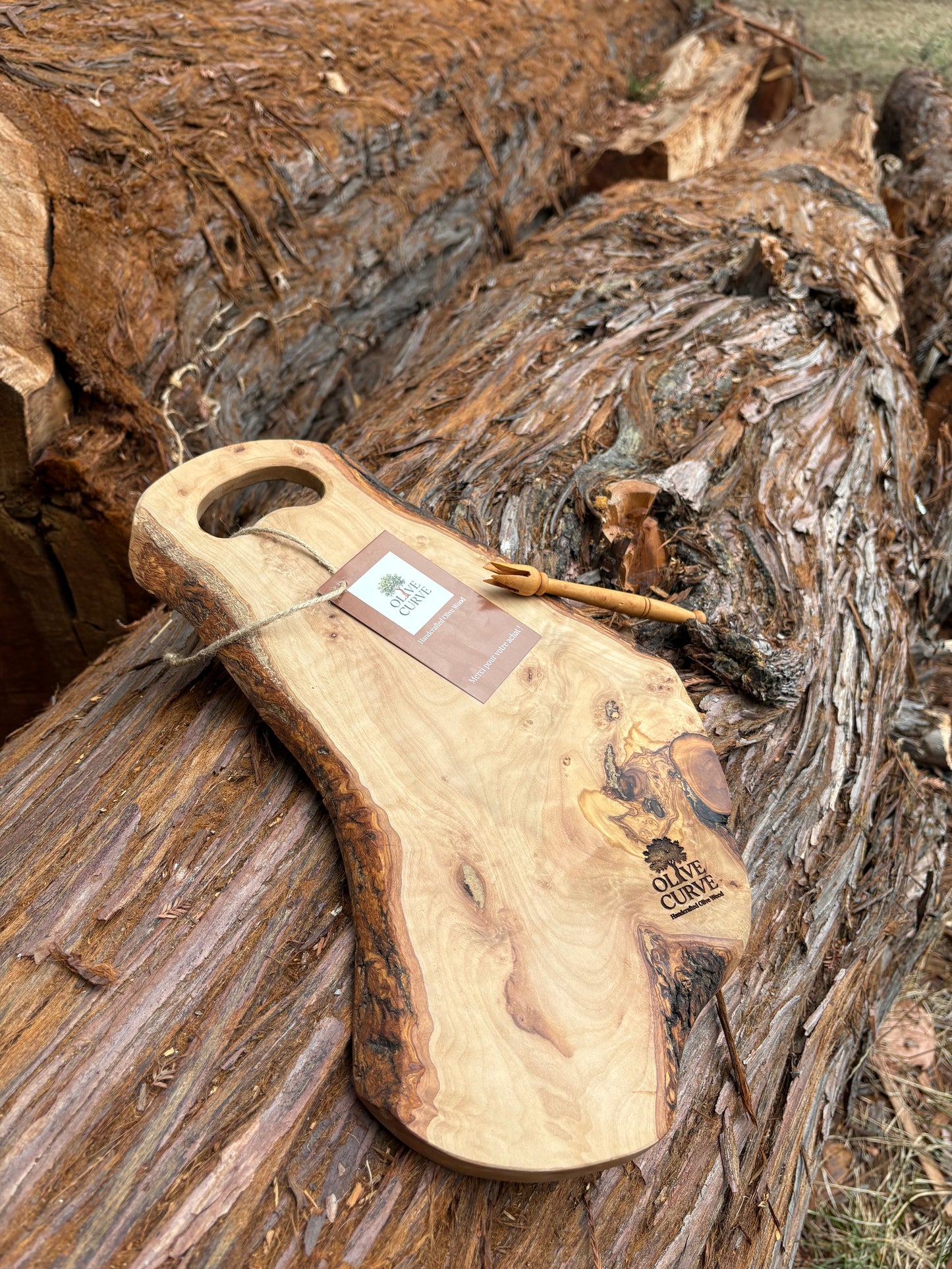 Planche en bois d’Olivier artisanale olive curve